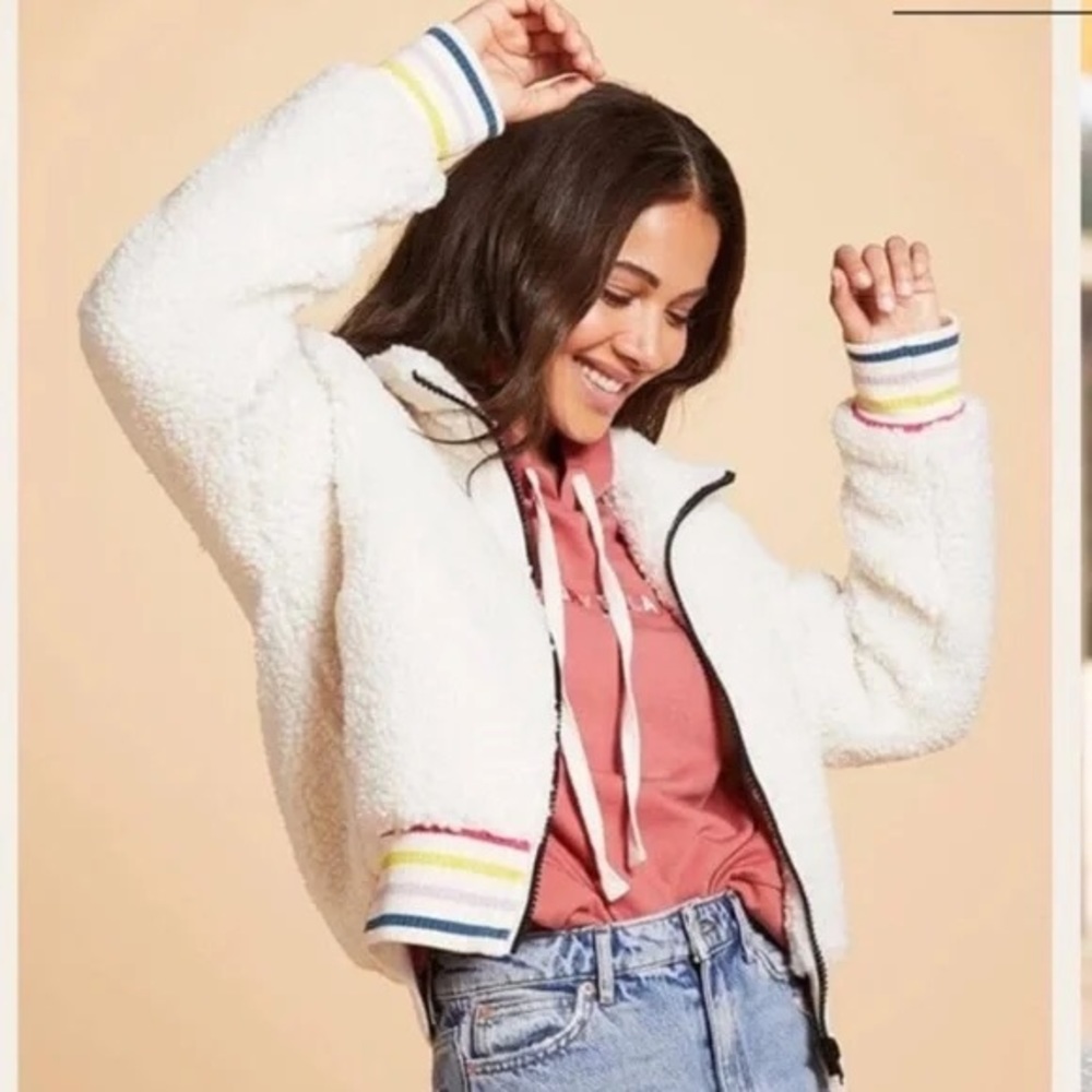 NWT Ivory Ella crop Sherpa bomber jacket